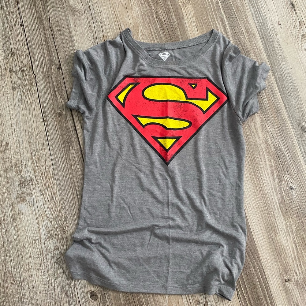 Women’s Superman Tee shirt